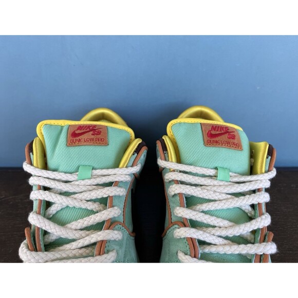 Nike SB Dunk Low Pro QS \